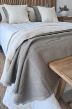 Pie de Cama UBUD image 0