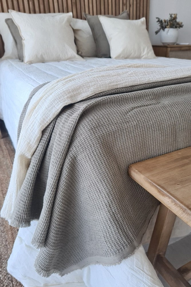 Pie de Cama UBUD image 0